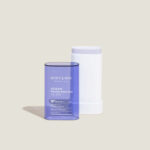 Protetor Solar Vegan em Stick com Bakuchiol Peptídico SPF 50+ 50g da Máry & May, proteção prática e eficaz com ingredientes naturais