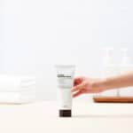 Tubo de 150ml da espuma de limpeza profunda From Green da marca Purito Seoul