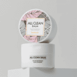 Pote do All Clean Bálsamo 120ml da Heimish, bálsamo de limpeza facial que derrete a maquilhagem e as impurezas.