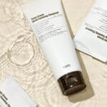 Tubo de 150ml da espuma de limpeza profunda From Green da marca Purito Seoul