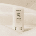Bastão do Protetor Solar Stick Mugwort + Camelia SPF50+ PA++++ 18g da Beauty of Joseon, prático e suave para proteção solar diária.